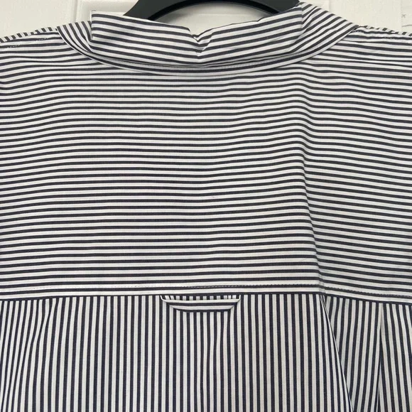 Black and White Striped Button-Up Shirt - Picture 7 of 9